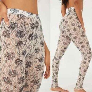 NWT Free People Layered In Lace Leggings Ivory Combo
